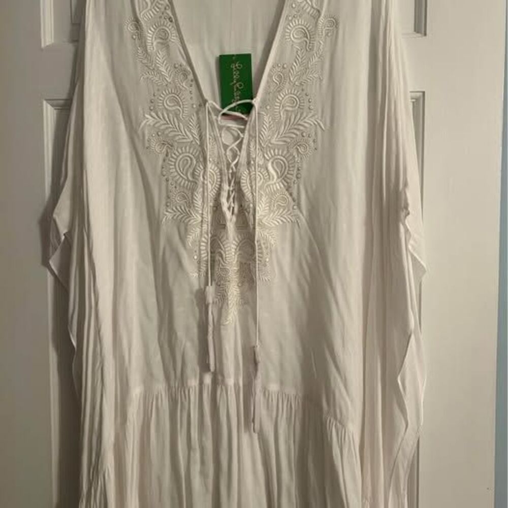 Lily Pulitzer Fluttery & Flowy, Feminine Fairy Top - Size L/XL
